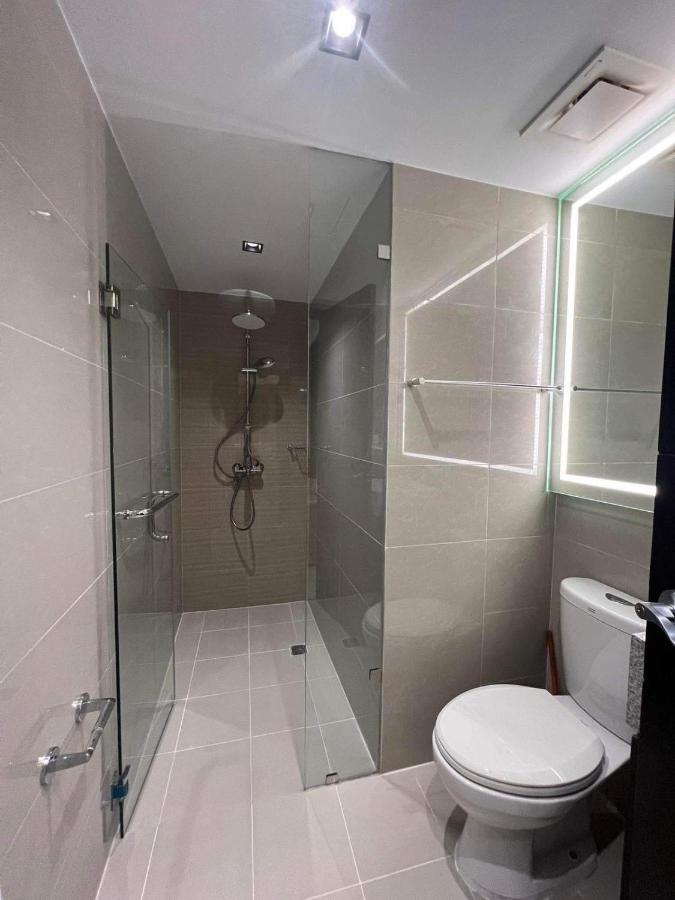 Uptown Parksuites Bgc Taguig Exterior foto